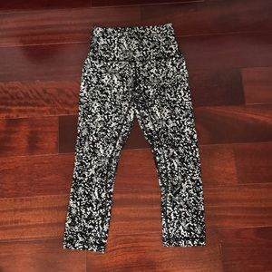 Lululemon Align Crops 21” NWOT
